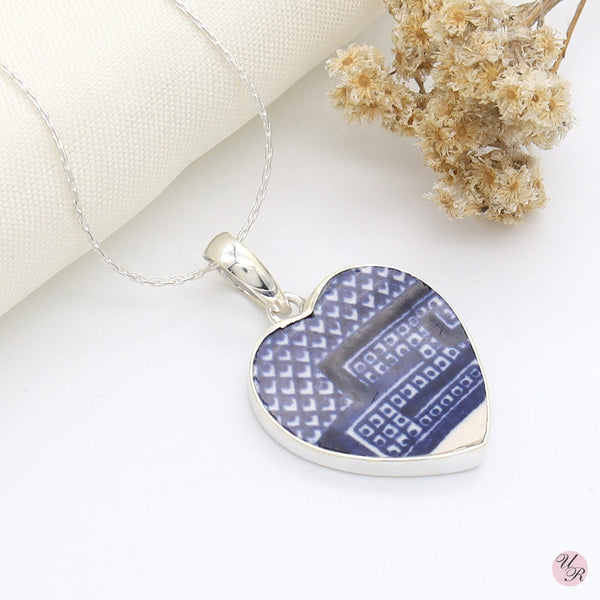 Ceramic Art Pendant Without Chain