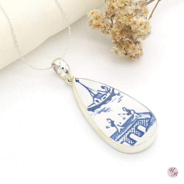 Ceramic Art Pendant Without Chain