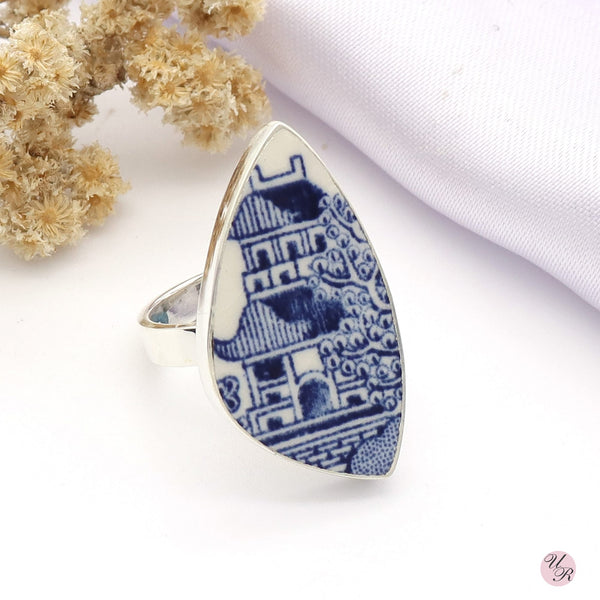 Ceramic Art Ring (Adj.)