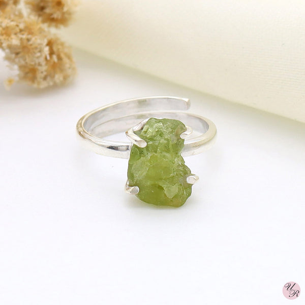 Peridot Rough Ring (Adj.)