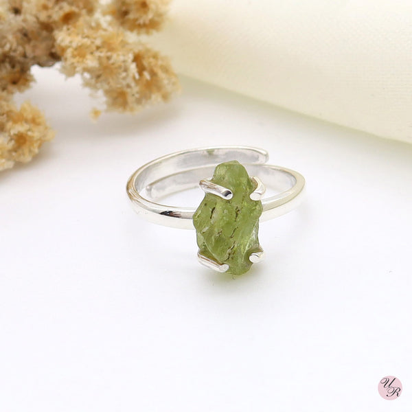 Peridot Rough Ring (Adj.)