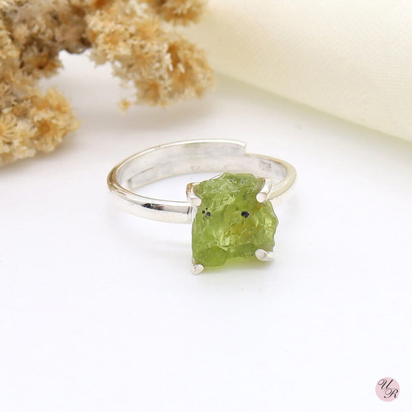 Peridot Rough Ring (Adj.)