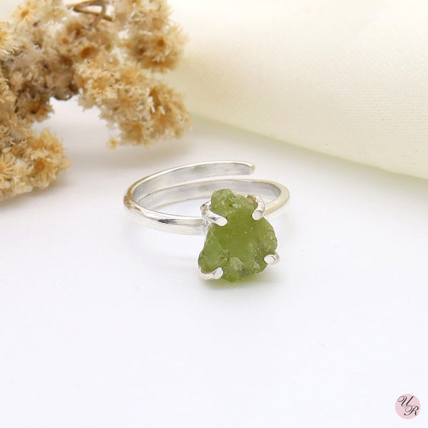 Peridot Rough Ring (Adj.)