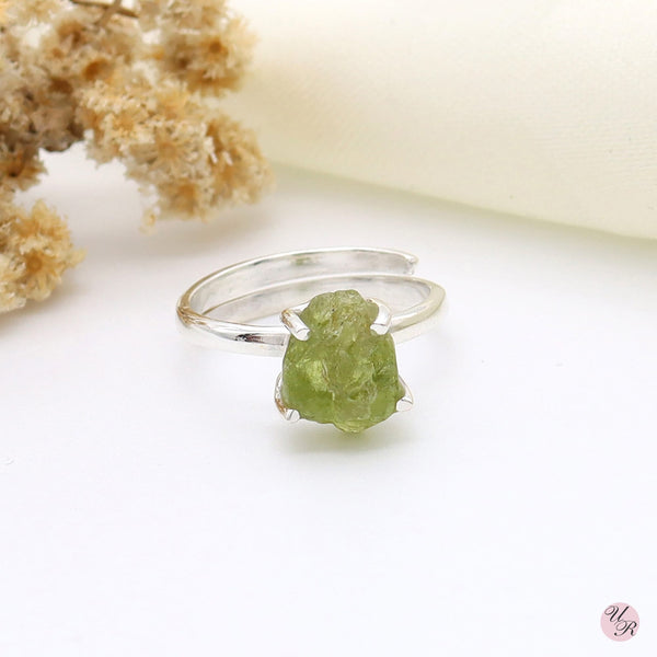 Peridot Rough Ring (Adj.)