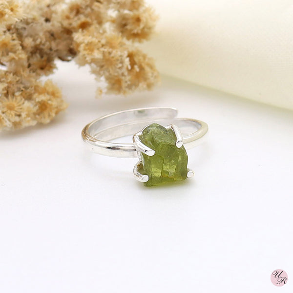 Peridot Rough Ring (Adj.)