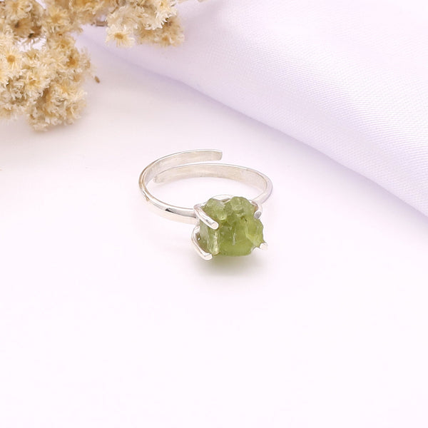 Peridot Rough Ring (Adj.)