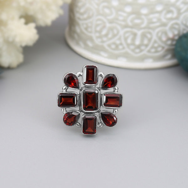 Garnet Ring (Adj.)