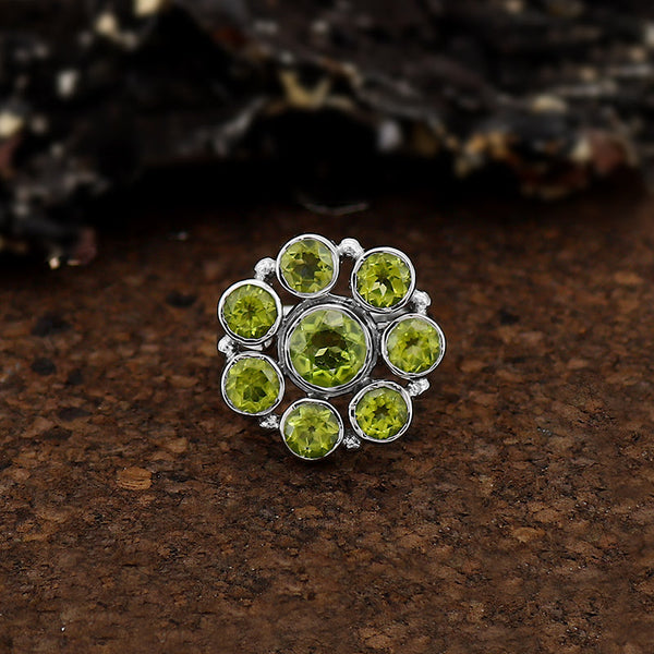 Peridot Ring (Adj.)